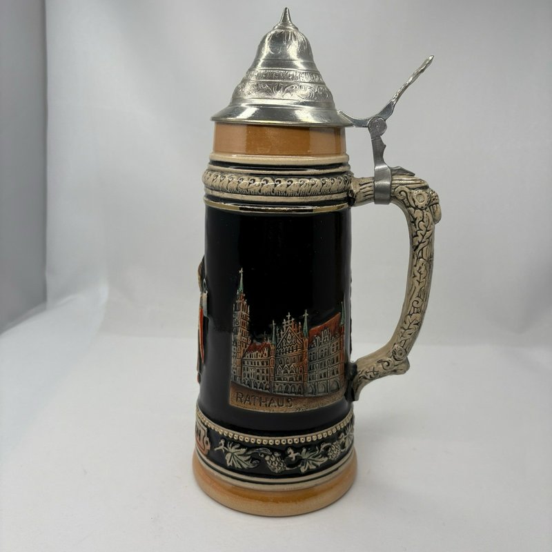 Vintage German Beer Stein München (Munich) Hofbrauhaus w/ Pewter Lid