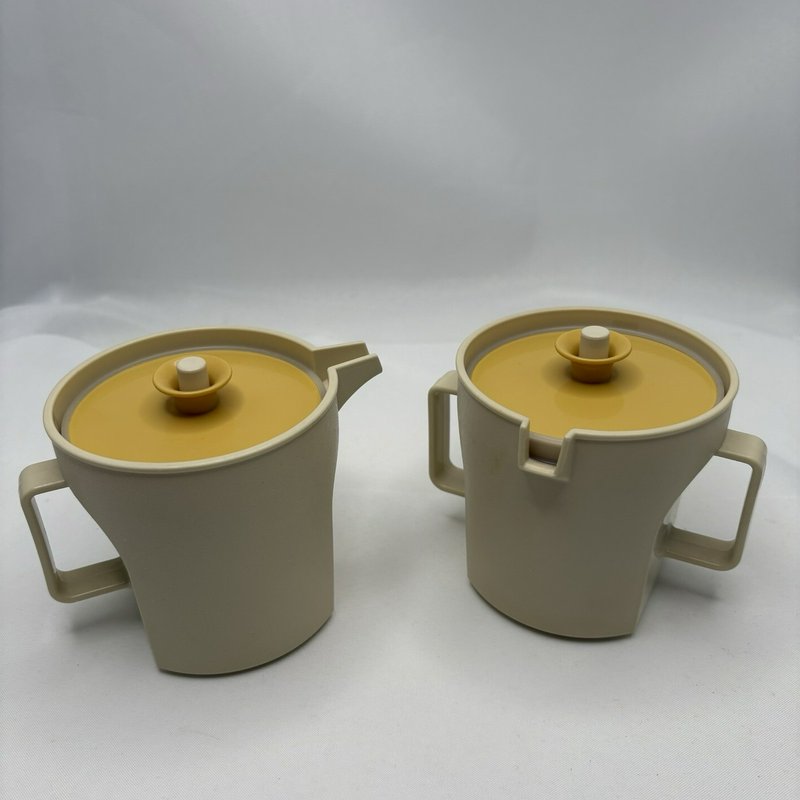 Vintage Tupperware Creamer Sugar Set Yellow Lid Beige Mid Century USA