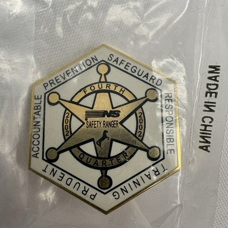 Norfolk Southern Railroad "2002 Fourth Quarter Safety Ranger" Lapel Pin